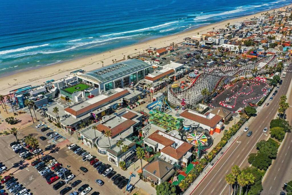 Pineapple Paradise -In The Heart Of Mission Beach- Just Steps To Beach And Belmont Park Сан Диего Екстериор снимка